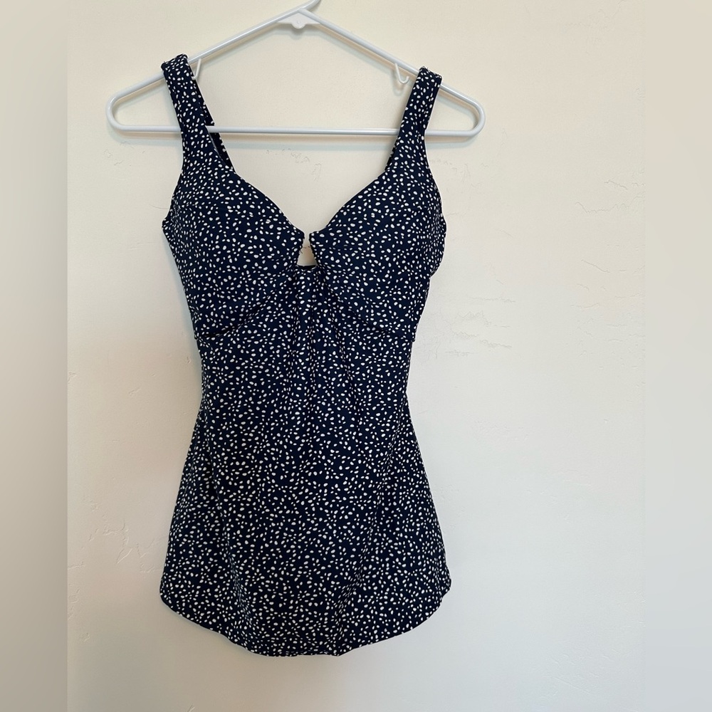 SHORE SHAPES blue one piece swim women’s Size 8
